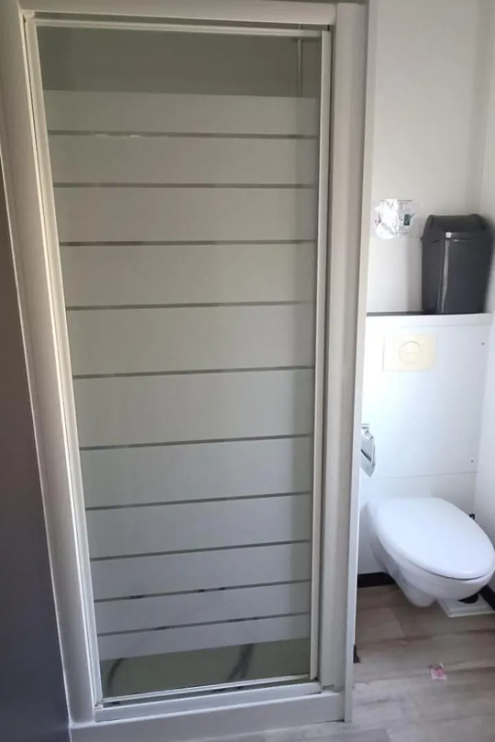 Mobil-Home De 5 A 7 Personnes Cadenet 0*,