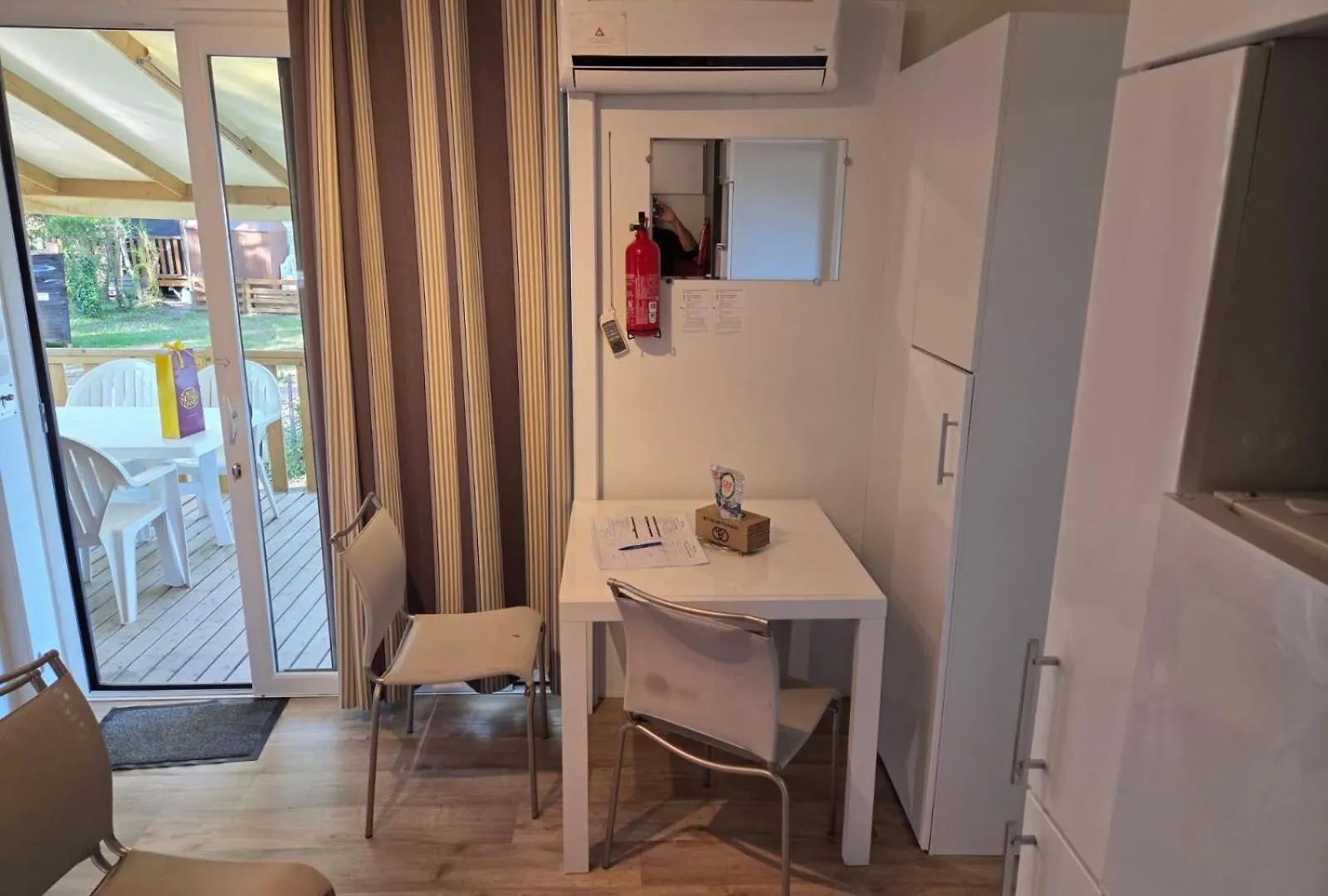 Campsite Mobil-Home De 5 A 7 Personnes Cadenet